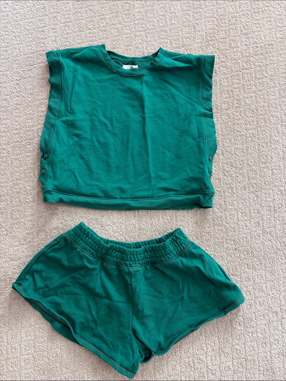 Anthropologie Daily Practice Women’s Short set in Green